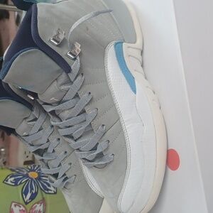 Jordan 12s